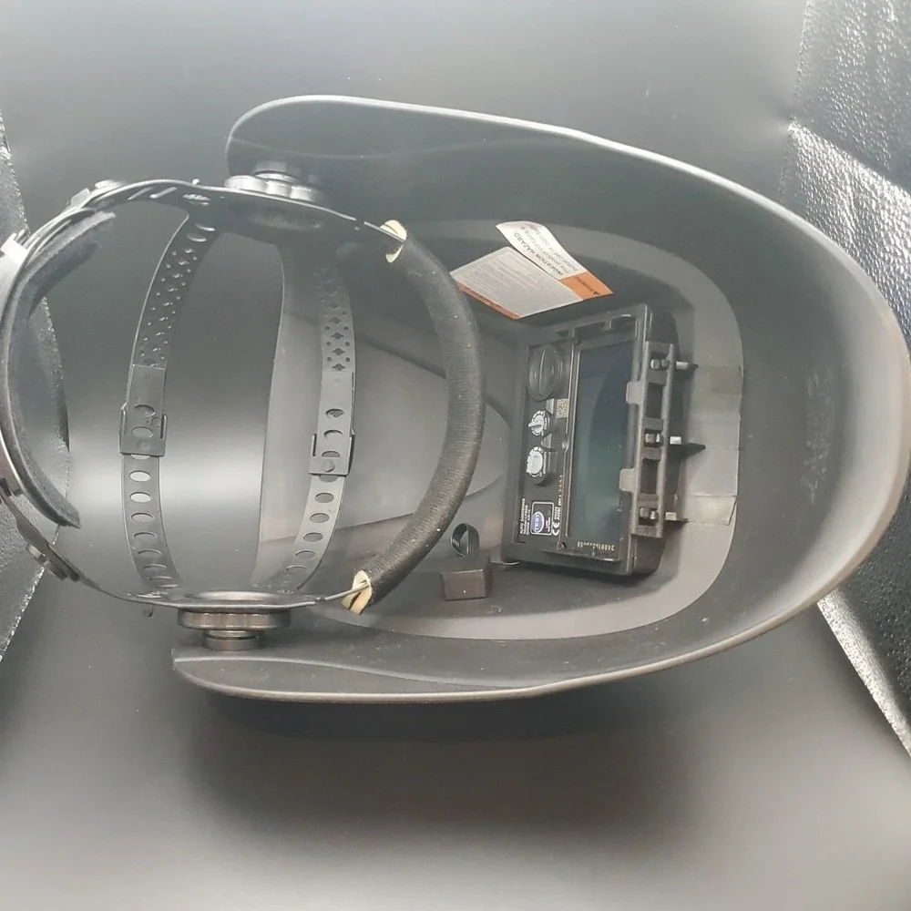 YESWELDER LY600 Auto-Darkening Welding Mask Cyberpunk 4/9-13 Shade W/ Grind Mode